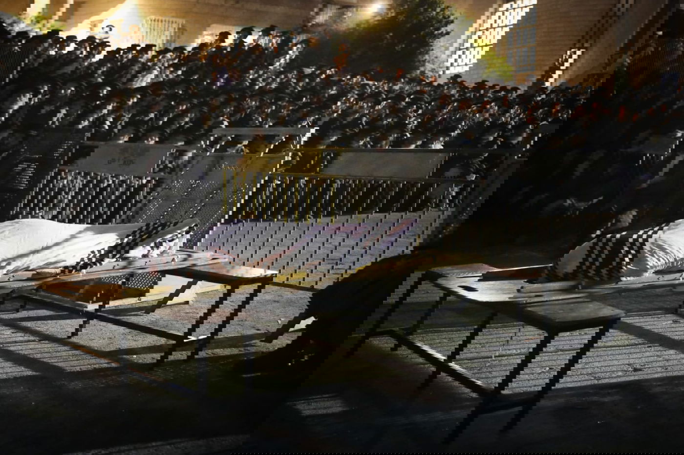 נפטר מקורונה: הלווית הרה"צ רבי אהרן קאהן זצ"ל