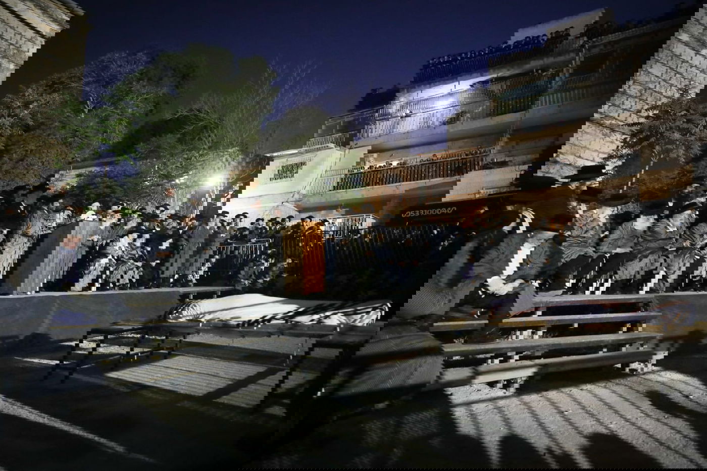 נפטר מקורונה: הלווית הרה"צ רבי אהרן קאהן זצ"ל