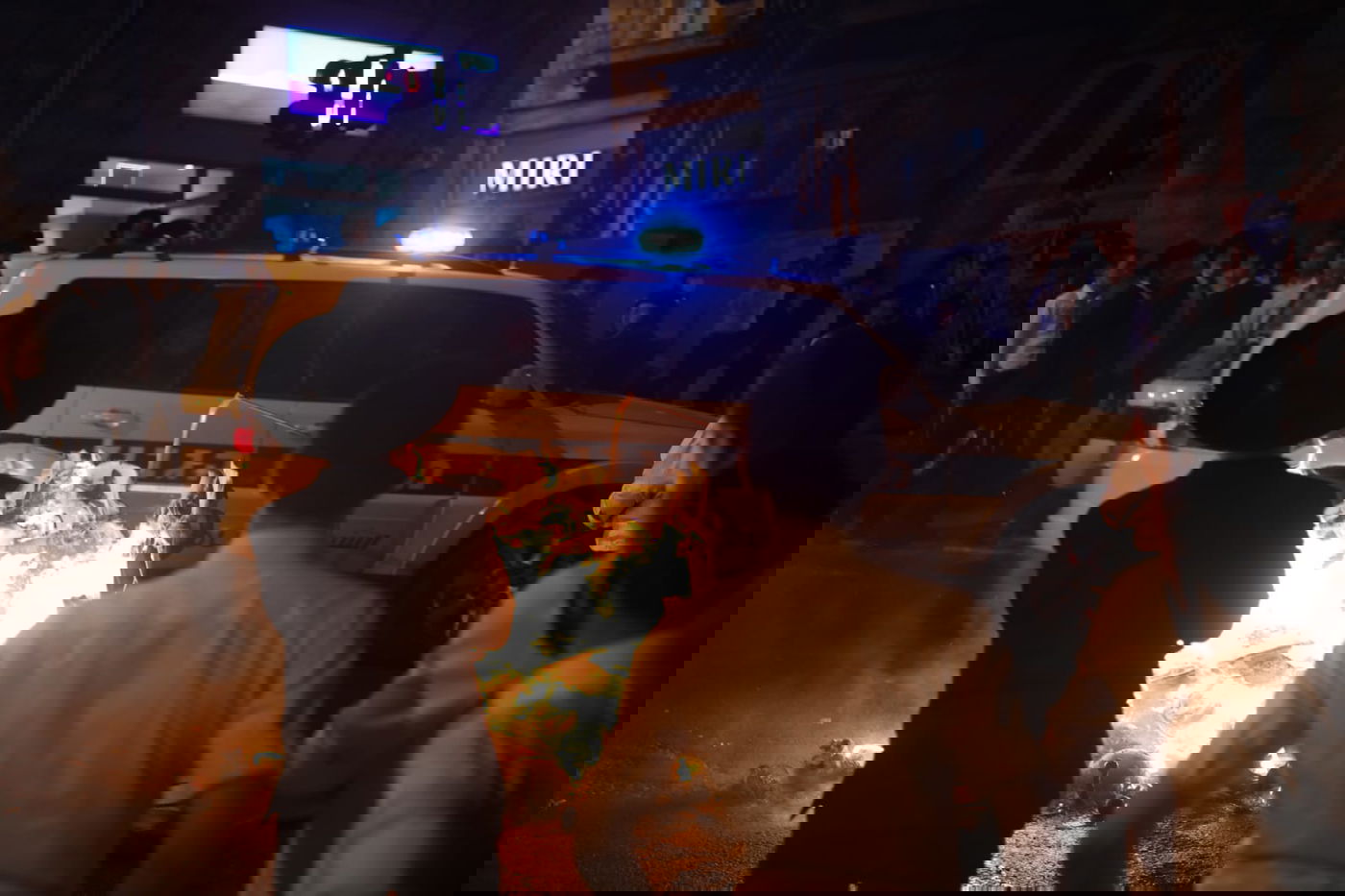 הפגנת ילדים; גויסו למחות על מעצר הקיצוני