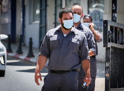 פקחים בצפת אוכפים את התקנות