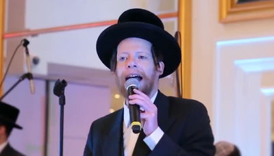 מוטי גרינוולד, 'נגינה' ו'פייר' במחרוזת ריקודים •  צפו