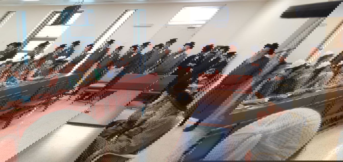 הרבי מויז'ניץ ניחם את הרבי מתולדות אהרן