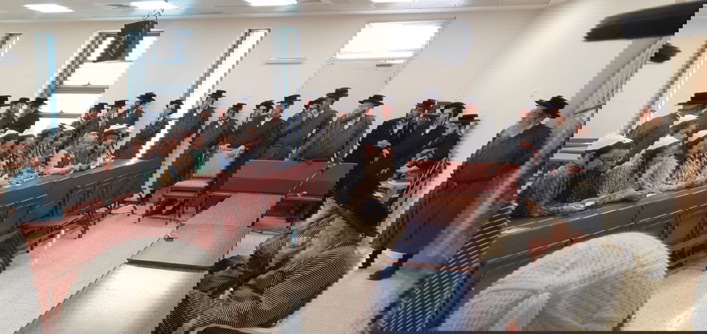 הרבי מויז'ניץ ניחם את הרבי מתולדות אהרן