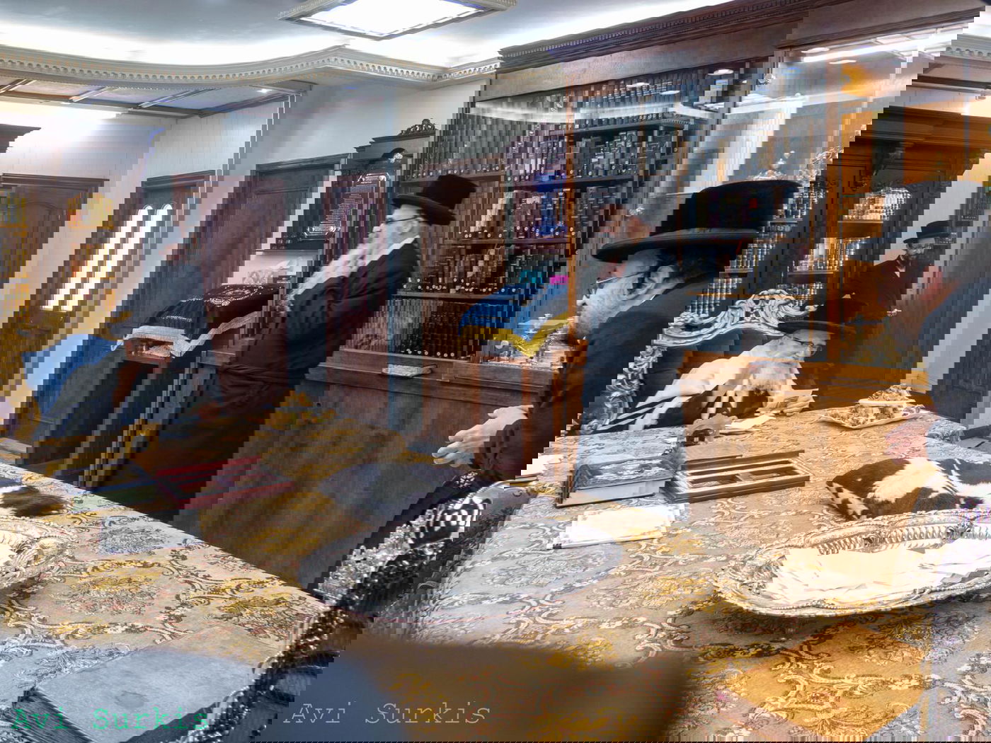 אחרי שנים: ליפא שמלצר שר בפני האדמו"ר מסקווירא