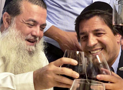 הרב יגאל כהן ורב הסלבס בסעודת ראש חודש