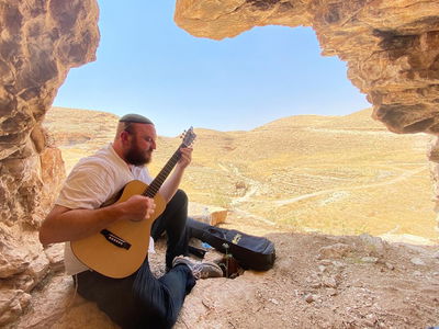 שלמה כ"ץ בסינגל שני מתוך 40: "תודה"