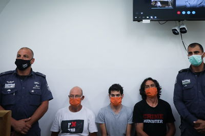 שלושת העצורים בבית המשפט