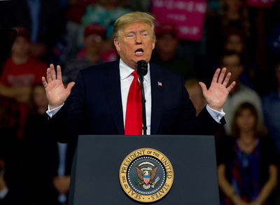 הרפובליקנים דורשים מטראמפ: 'שים מסכה'