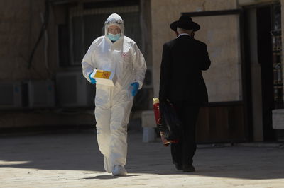 סגר על ערים נוספות? "מספר המתים יעלה"