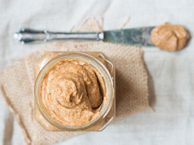 חמאת שקדים ביתית