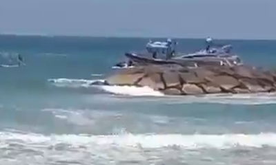 הסירה ניצלה רגע לפני ההתרסקות • תיעוד