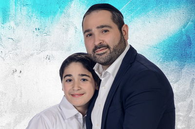 האב והבן בדואט לכבוד האח שחוגג בר מצווה