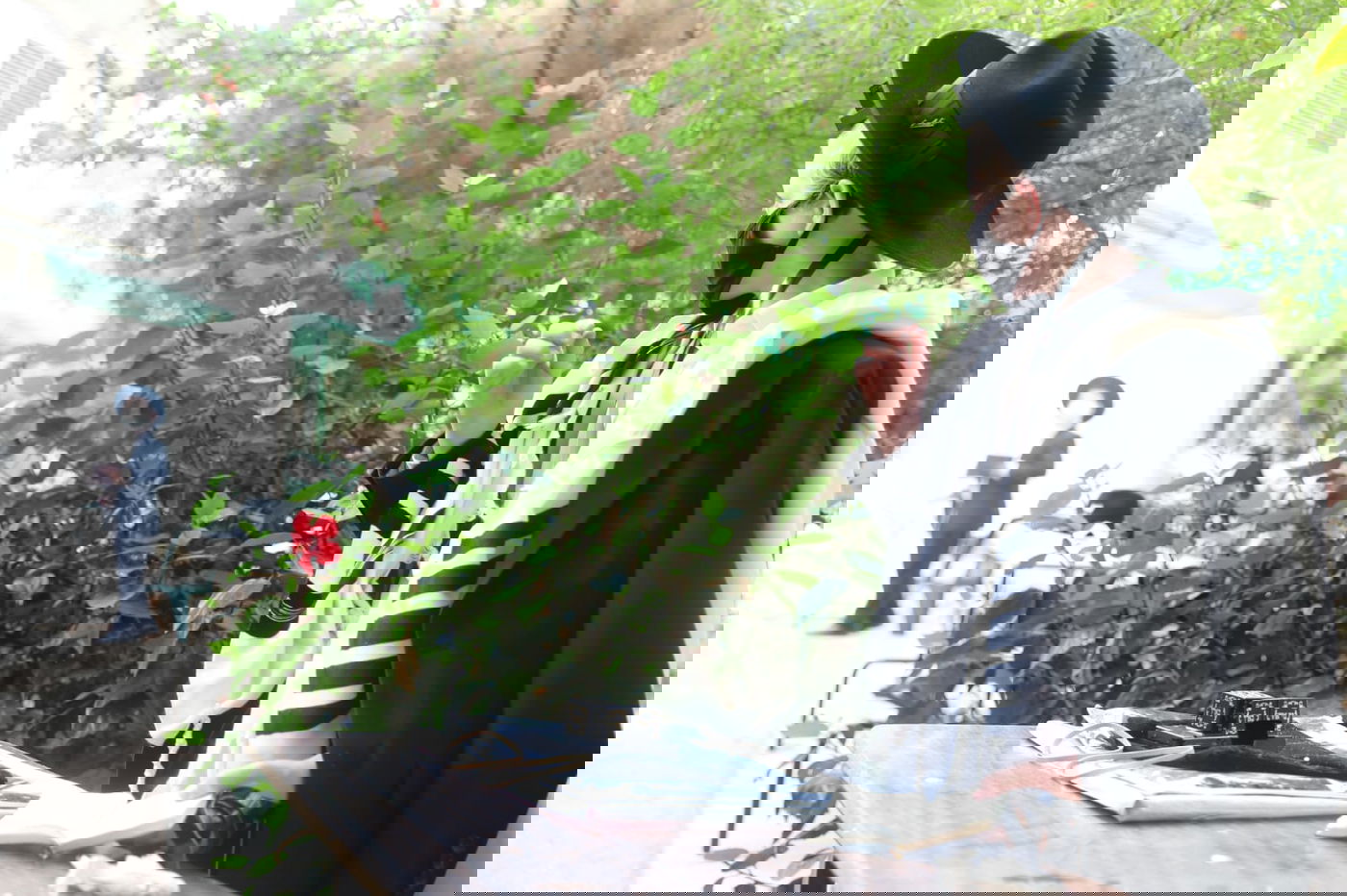 ה'חזונאישניקים' חזרו למנייני החצרות • צפו