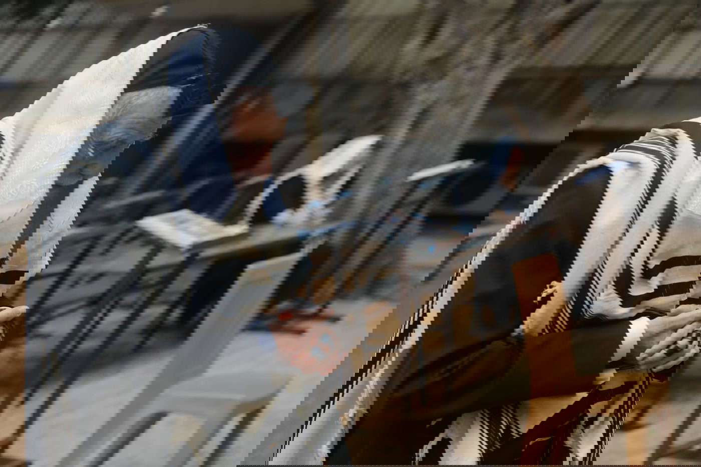 ה'חזונאישניקים' חזרו למנייני החצרות • צפו