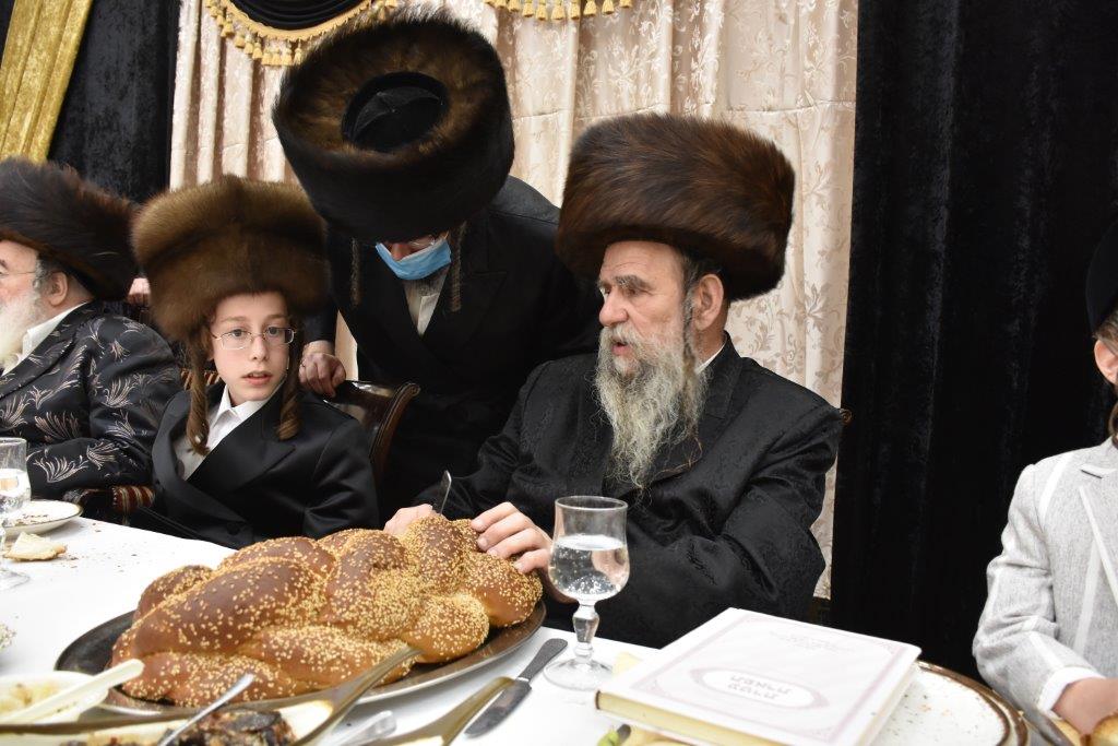 בספינקא ומאקאווא אשדוד חגגו בר מצווה לנכד האדמו"ר