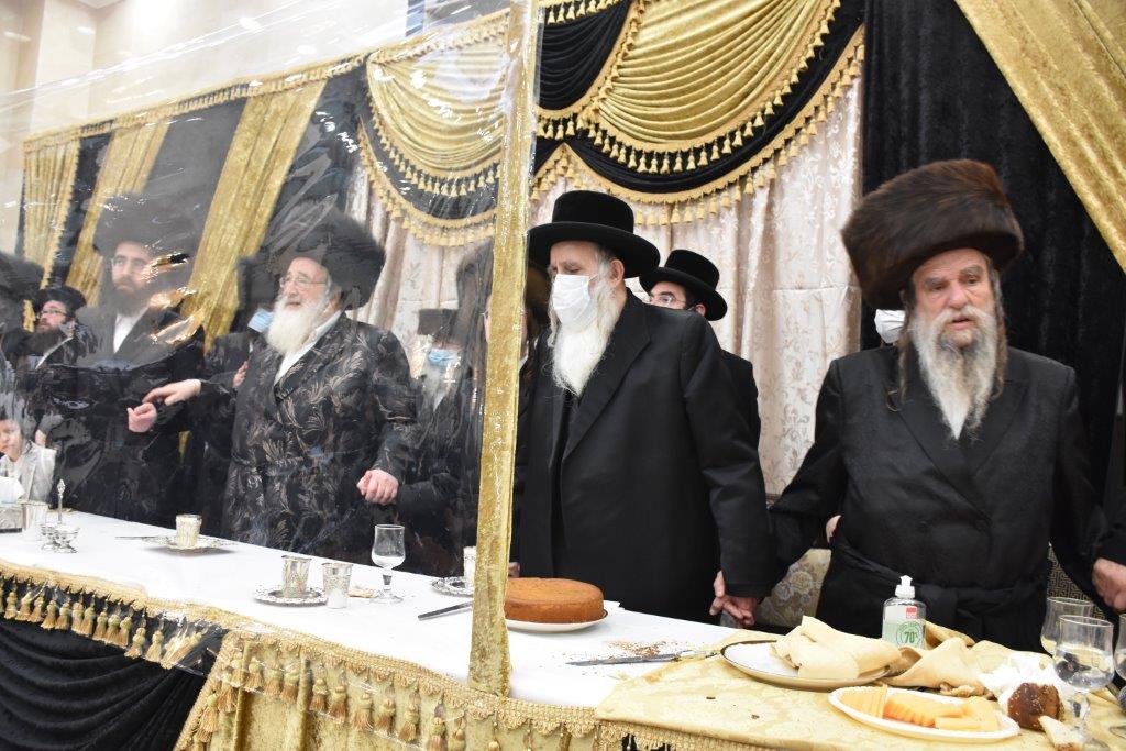 בספינקא ומאקאווא אשדוד חגגו בר מצווה לנכד האדמו"ר