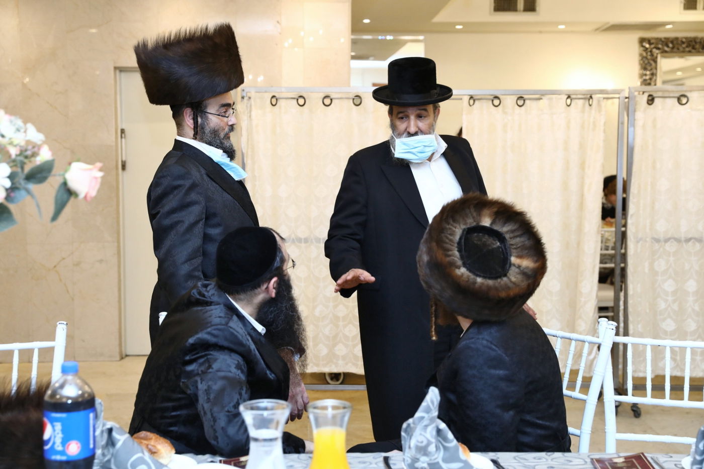 שמחת השבע ברכות בחצר הקודש נדבורנה - קוזמיר