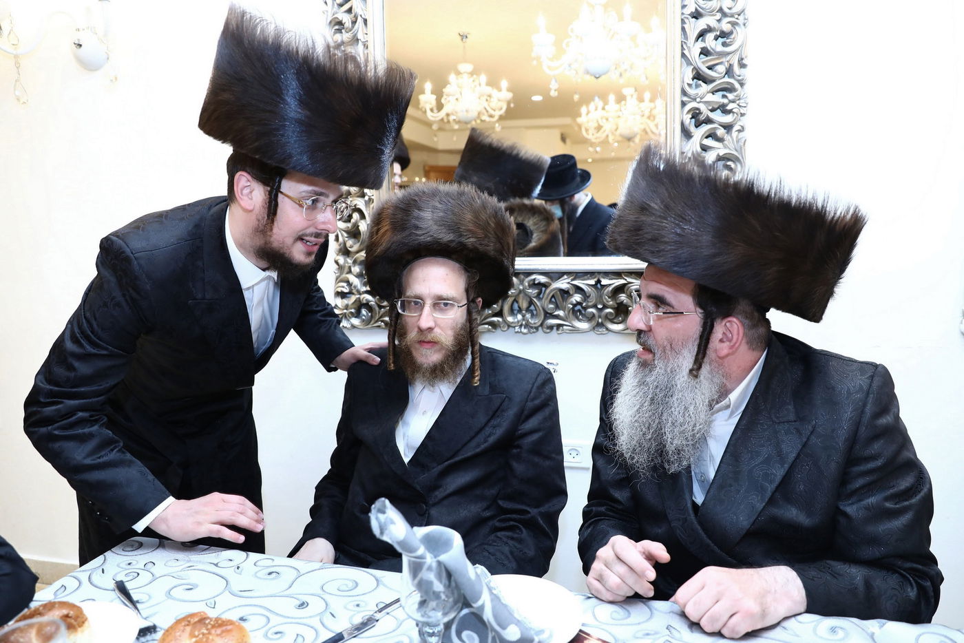 שמחת השבע ברכות בחצר הקודש נדבורנה - קוזמיר