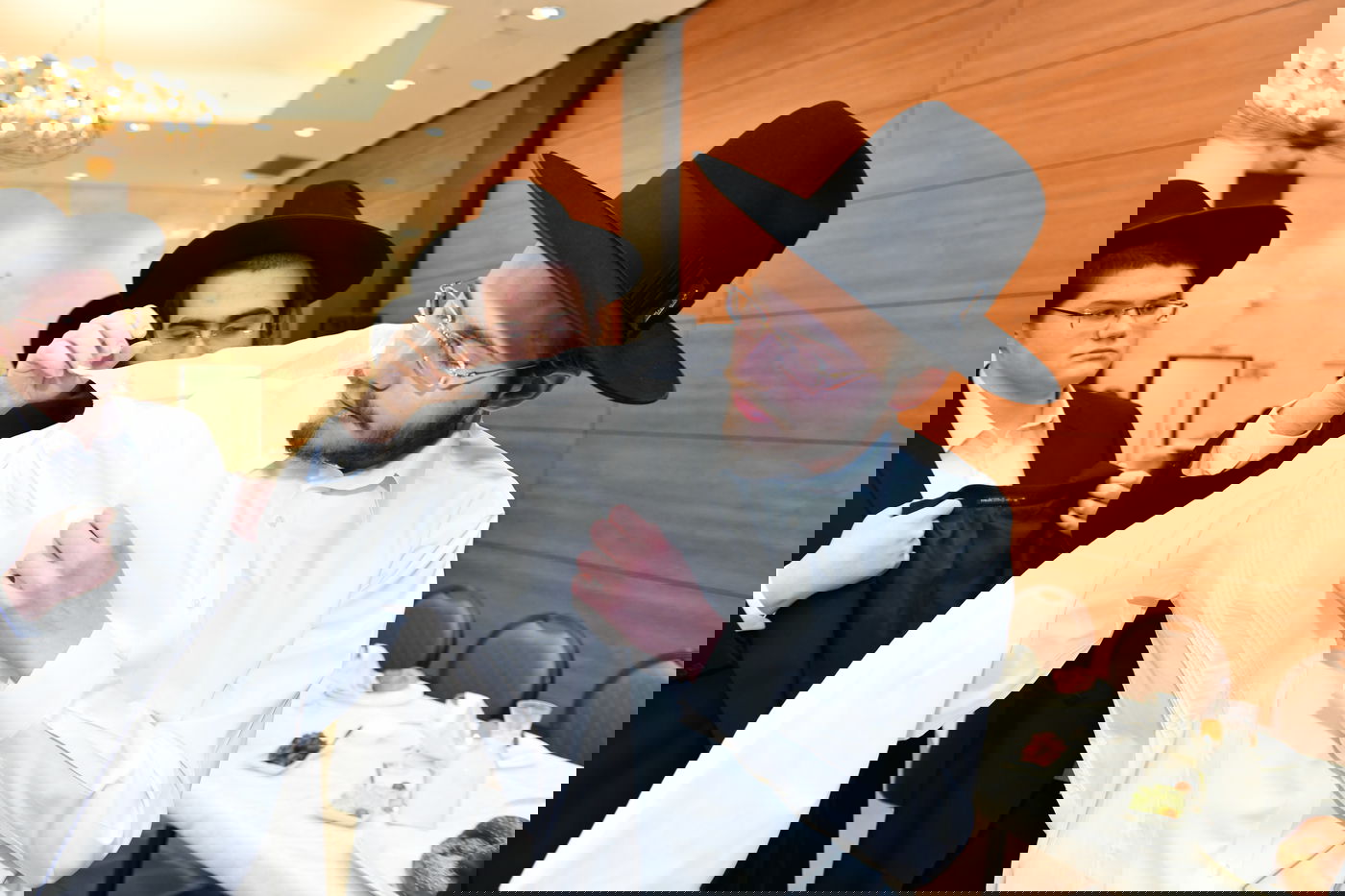 צפו בטעימה מיוחדת מעבודותיו של מוטי גרין