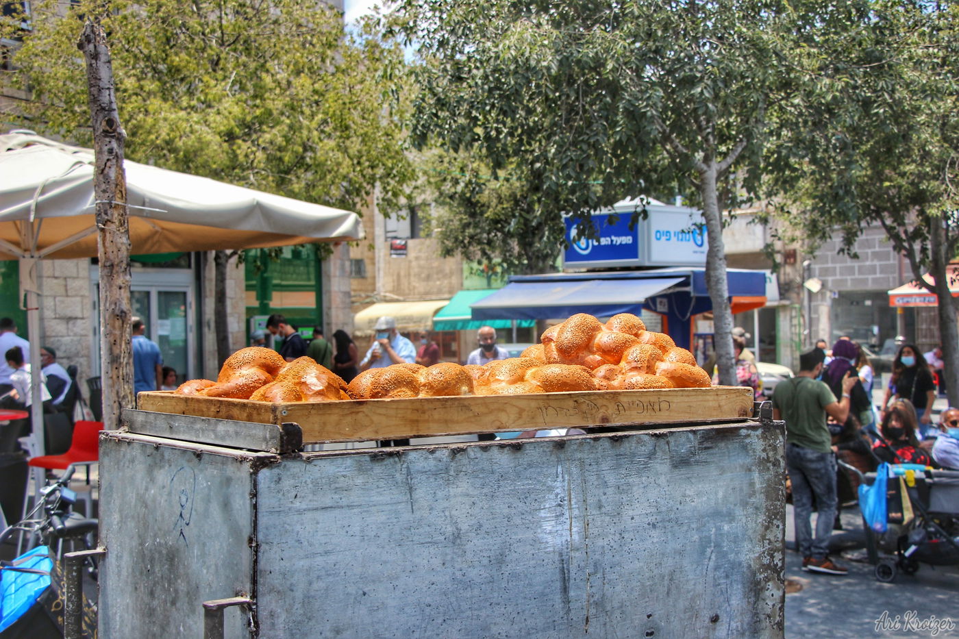 ערב שבת: אווירת שישישוק במחנה יהודה