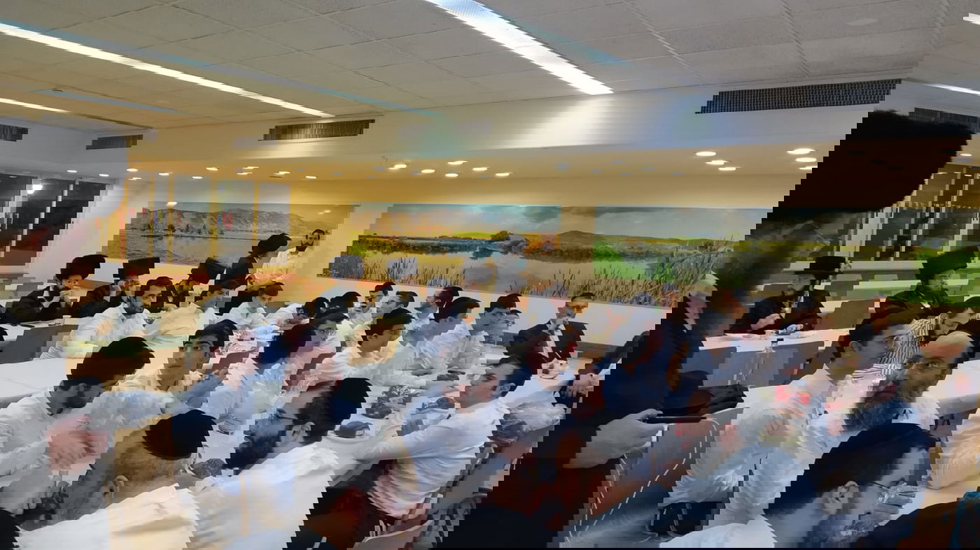 צפו: סיום הרמב"ם במלונית הקורונה ב'שניר'