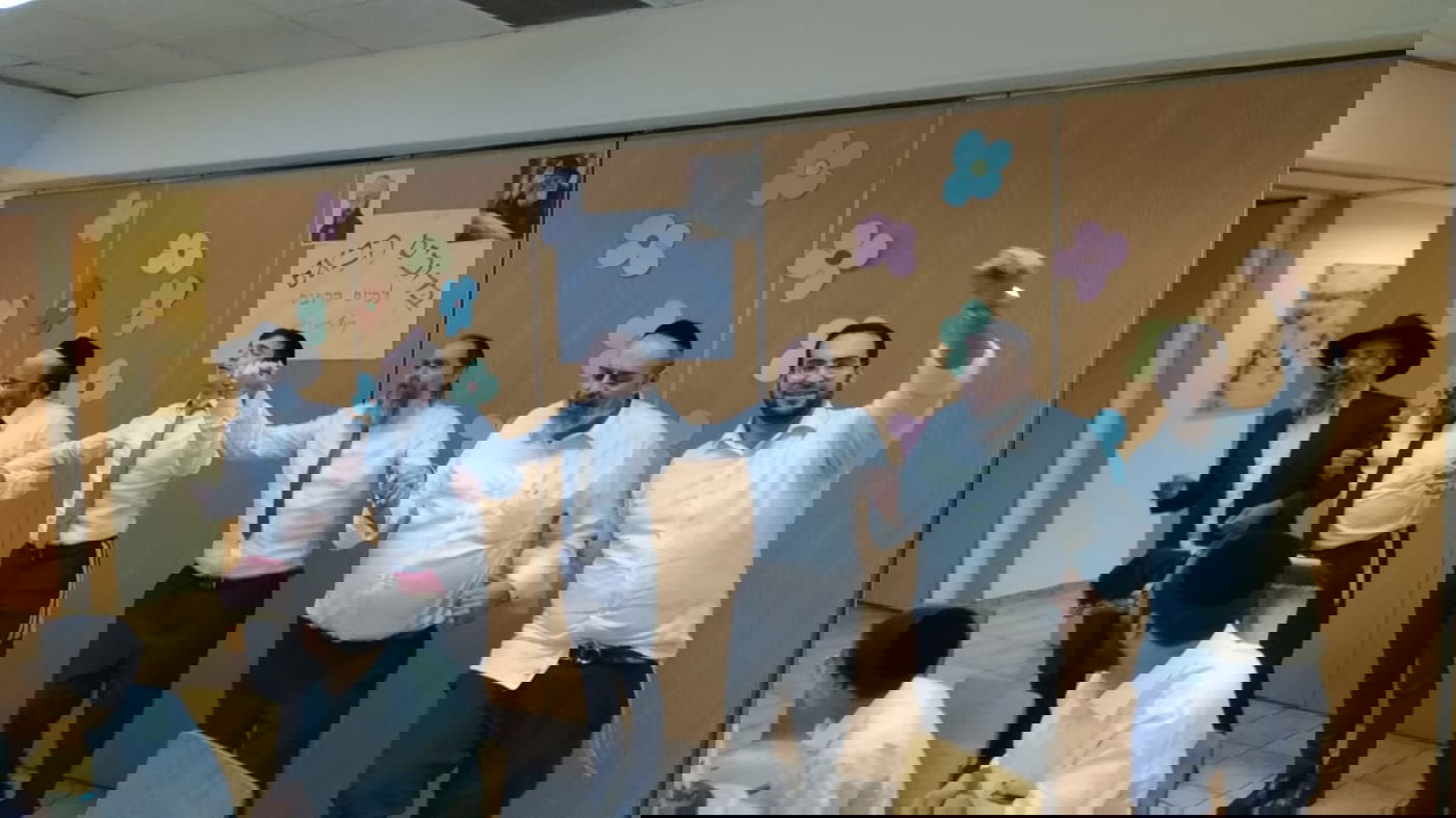 צפו: סיום הרמב"ם במלונית הקורונה ב'שניר'