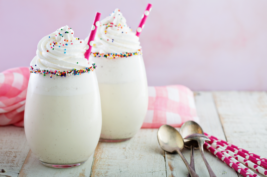 אין בו כלום, אבל בעצם יש בו הכל: מתכון למילקשייק וניל מושלם