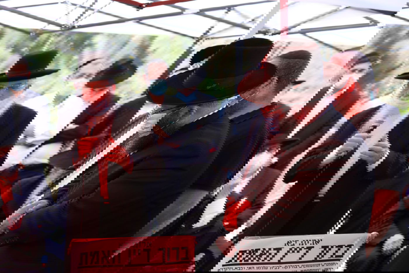 מסע הלווית הרב בליקשטיין, חתן הבבא הנא