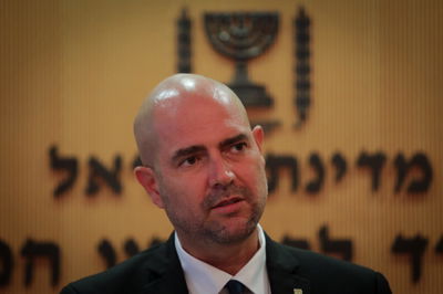 אמיר אוחנה, היום