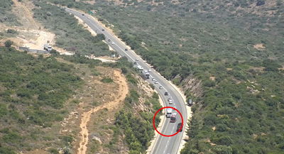 תיעוד ממצלמת הרחפן: נהג אוטובוס מבצע עקיפות מסוכנות