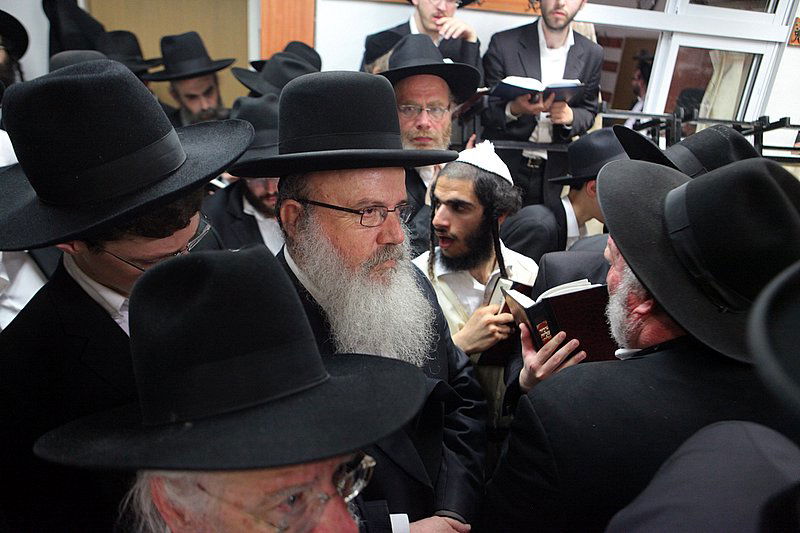 שמונה שנות יתמות: מראות מחיי מרן הגרי"ש אלישיב זצ"ל