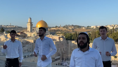 גיל אשר וחברים במחרוזת ווקאלית לירושלים