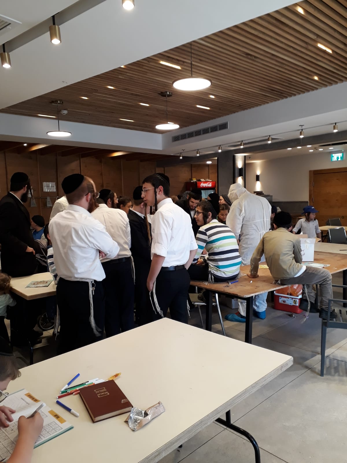 הכאוס ב'כינר': 'רוצים ללכת הביתה, לא נותנים לנו בדיקות'