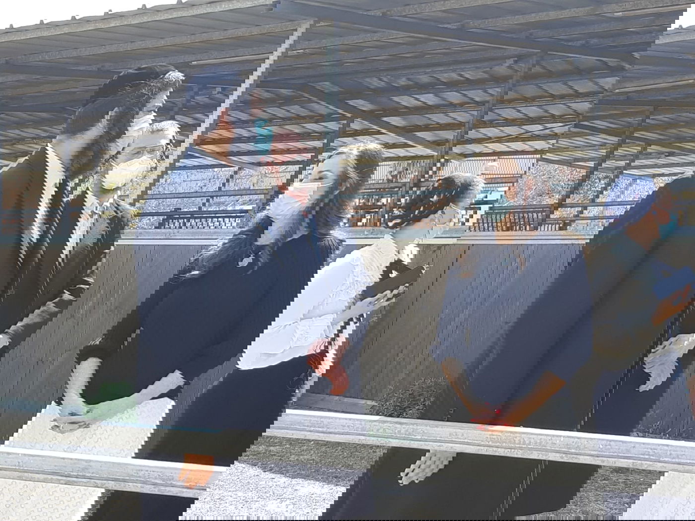 השרה ינקלביץ רתמה את גנץ לסייע לאלעד