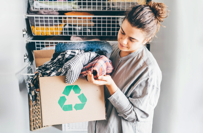 מארגנת את הארון? הנה 6 פריטים שאסור לך להיפטר מהם