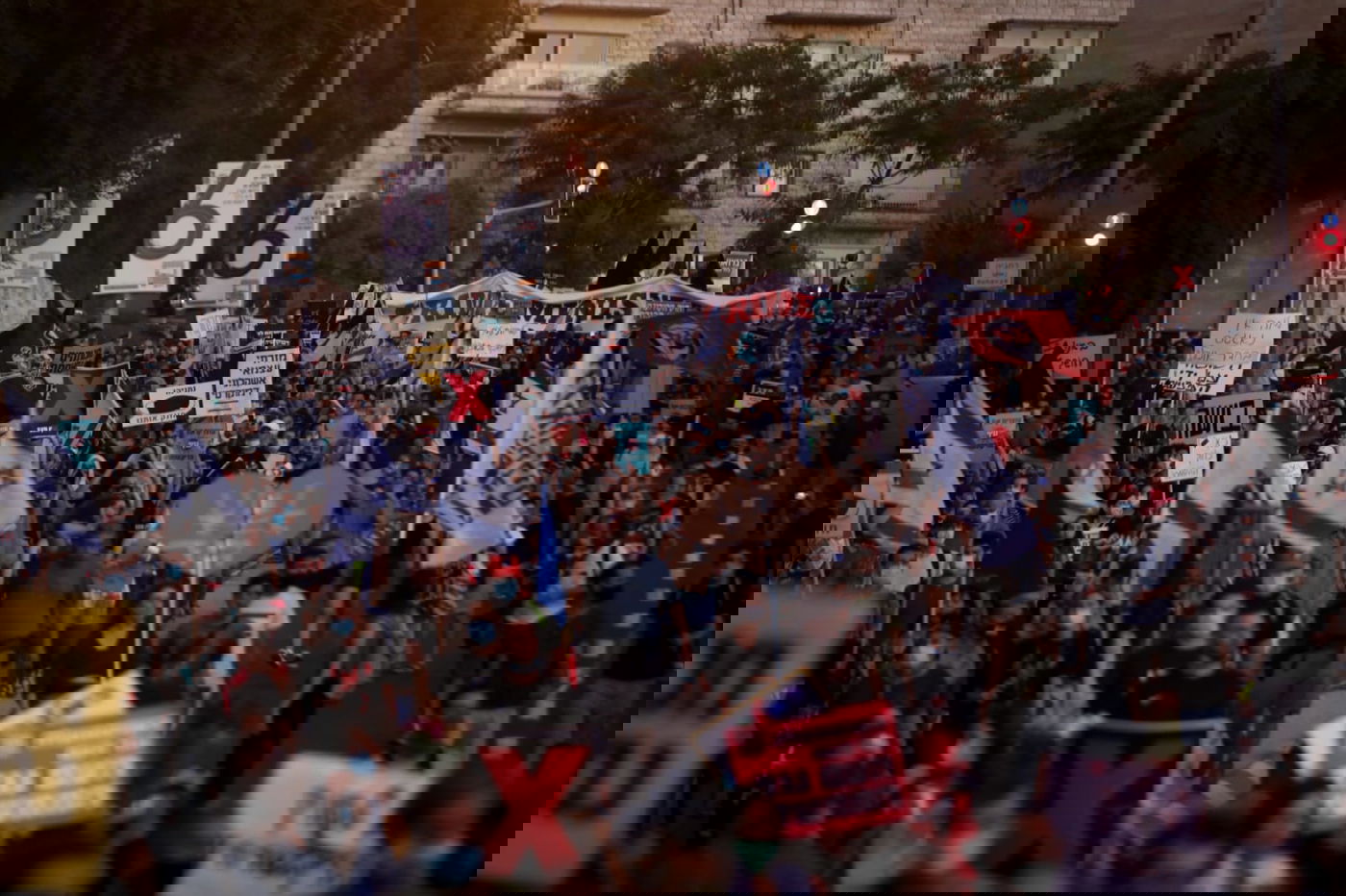 המחאה בירושלים; שישה נעצרו בעימותים עם המשטרה