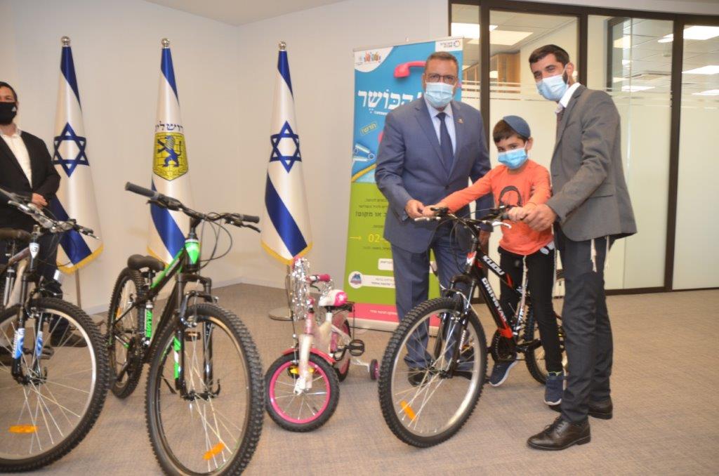 כך עיריית ירושלים מכניסה את החרדים לכושר