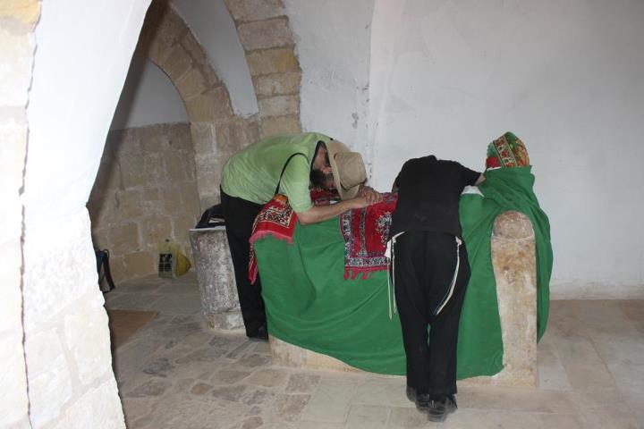 קבר אהרן הכהן. ארכיון