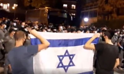 סוער בבלפור: מפגיני ימין מול מפגיני שמאל