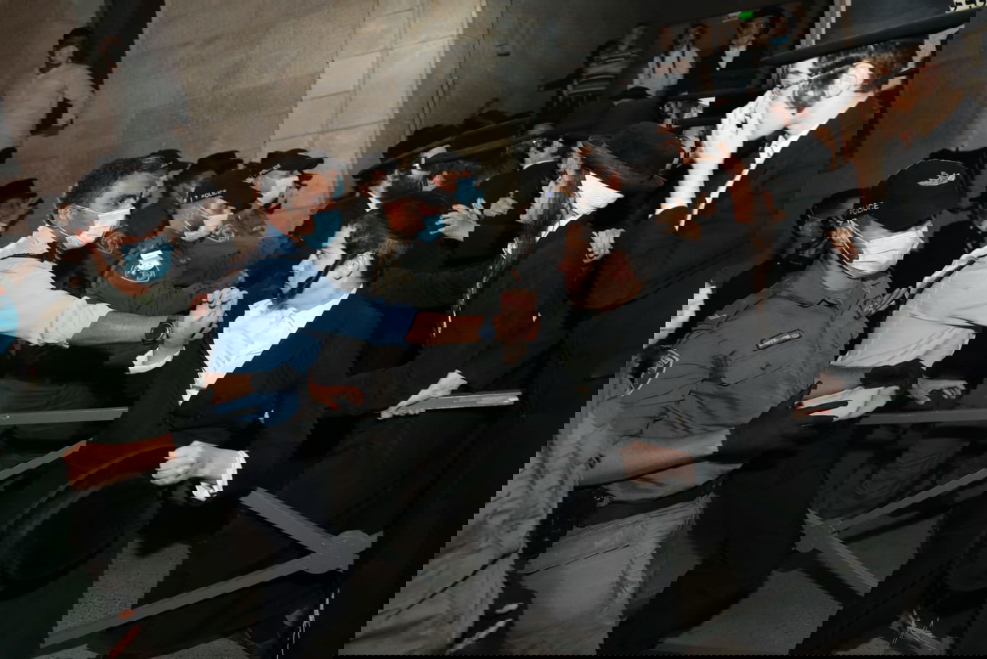 בשביל עצור אחד: מאות מפגינים, 13 עצורים