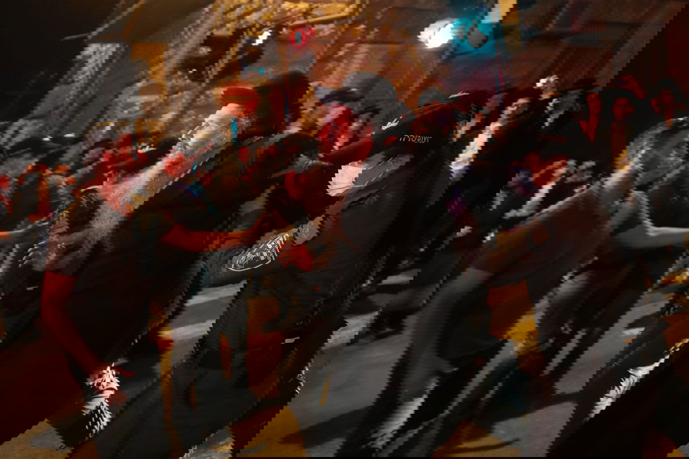 בשביל עצור אחד: מאות מפגינים, 13 עצורים