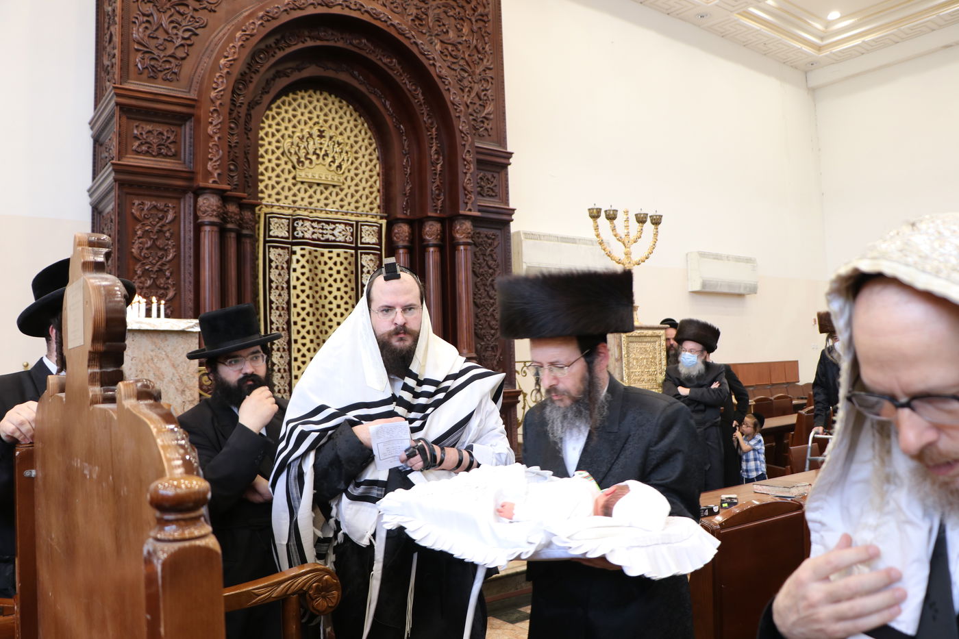 שמחת הברית לנכד ראש הישיבה והאדמו"ר