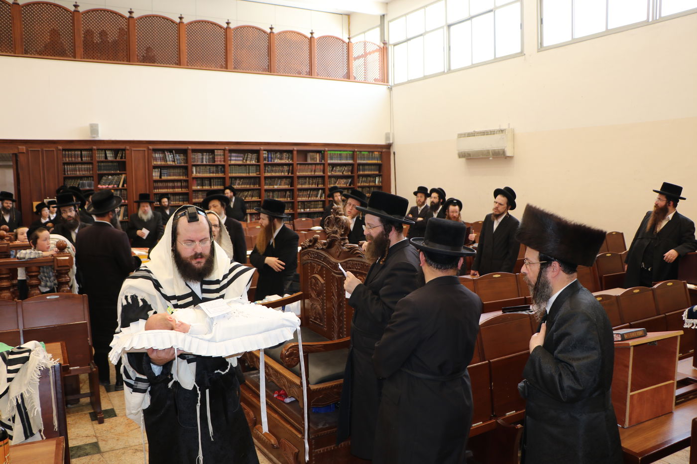 שמחת הברית לנכד ראש הישיבה והאדמו"ר