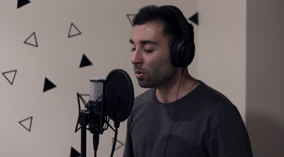 נועי ג'ייקובסון בביצוע ווקאלי: 'אלי ציון ועריה'