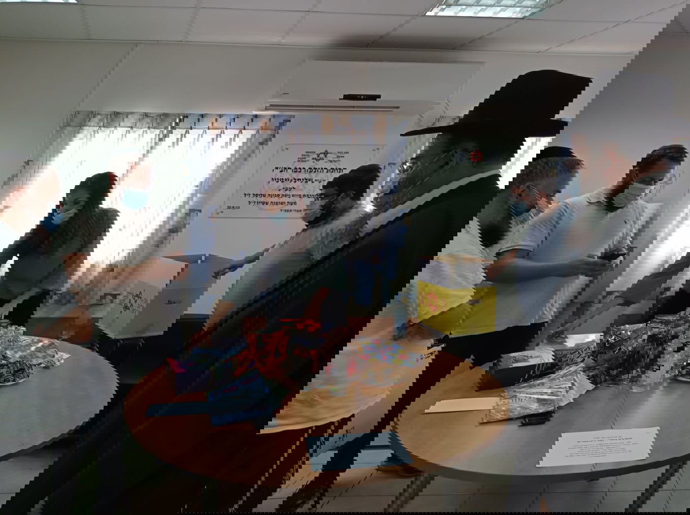 השרה עומר ינקבליץ כתבה פ"נ: "מרגישה חיבור מיוחד לחב"ד"