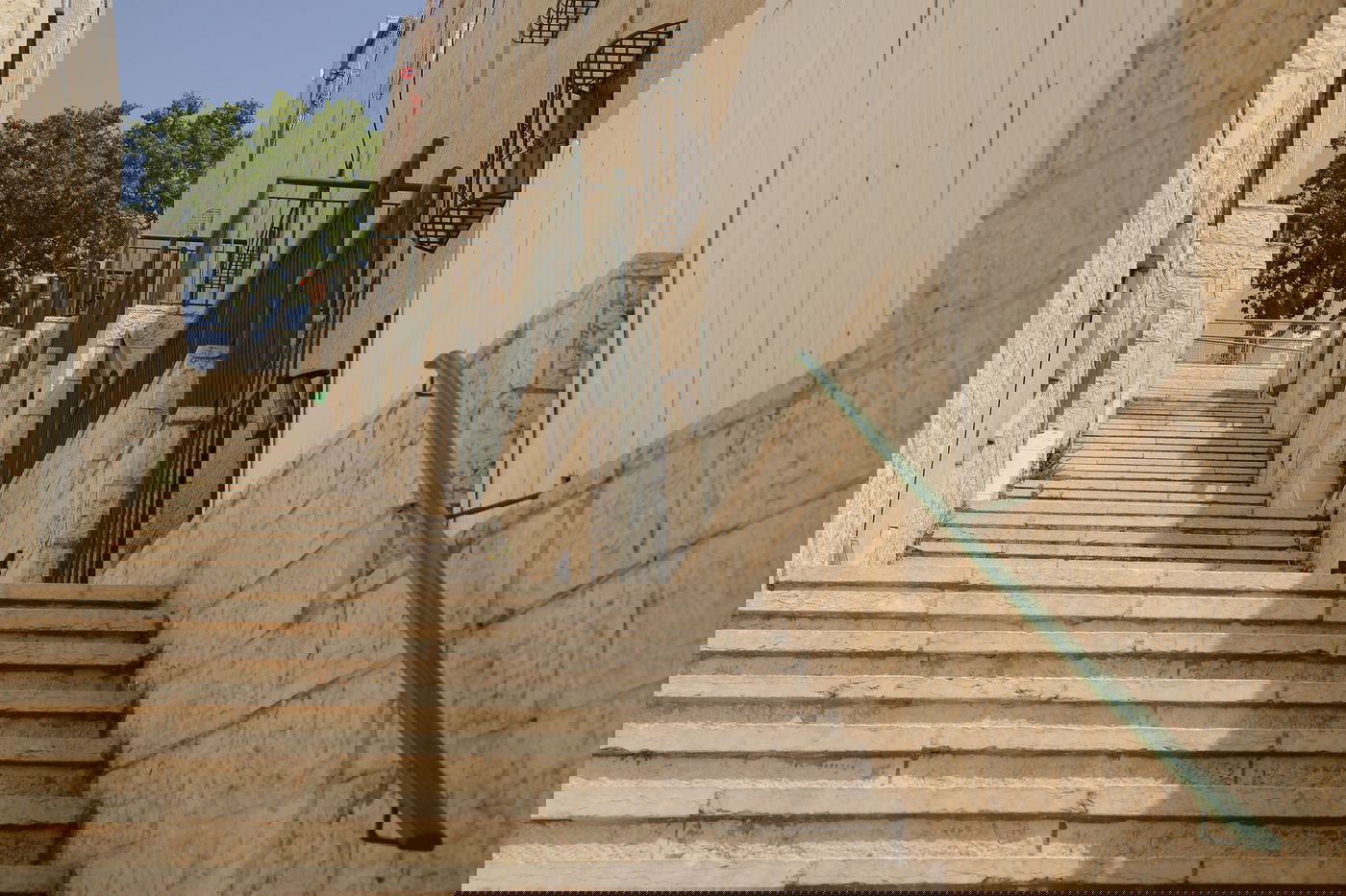 חרדים? כל מה שרציתם לדעת על הקורונה • שו"ת