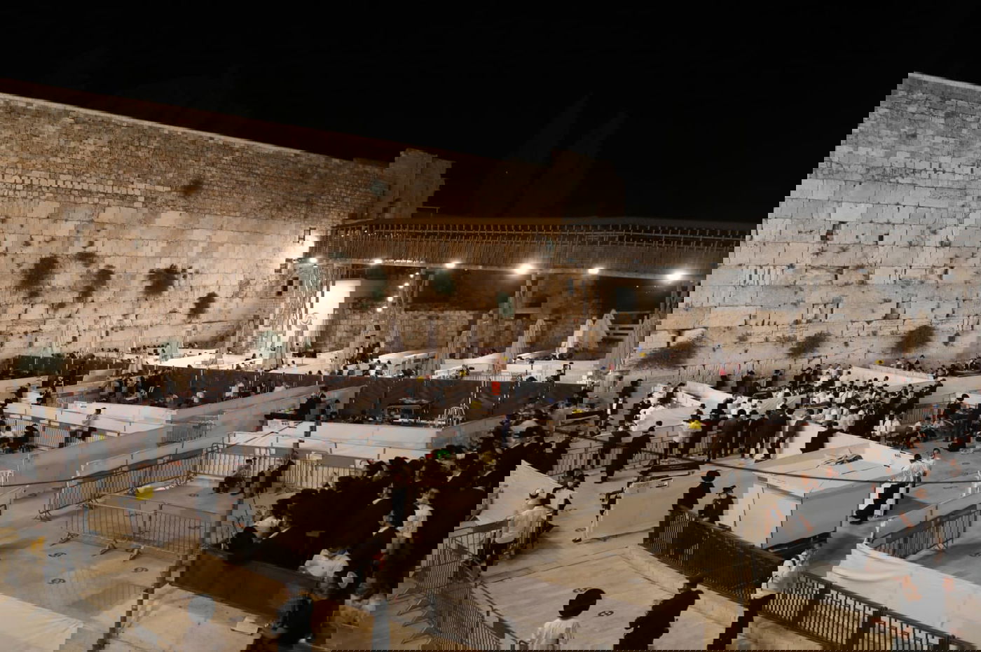 צפו: ליל תשעה באב בכותל, בצל הקורונה