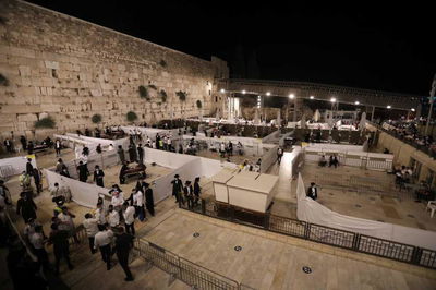 צפו: ליל תשעה באב בכותל, בצל הקורונה