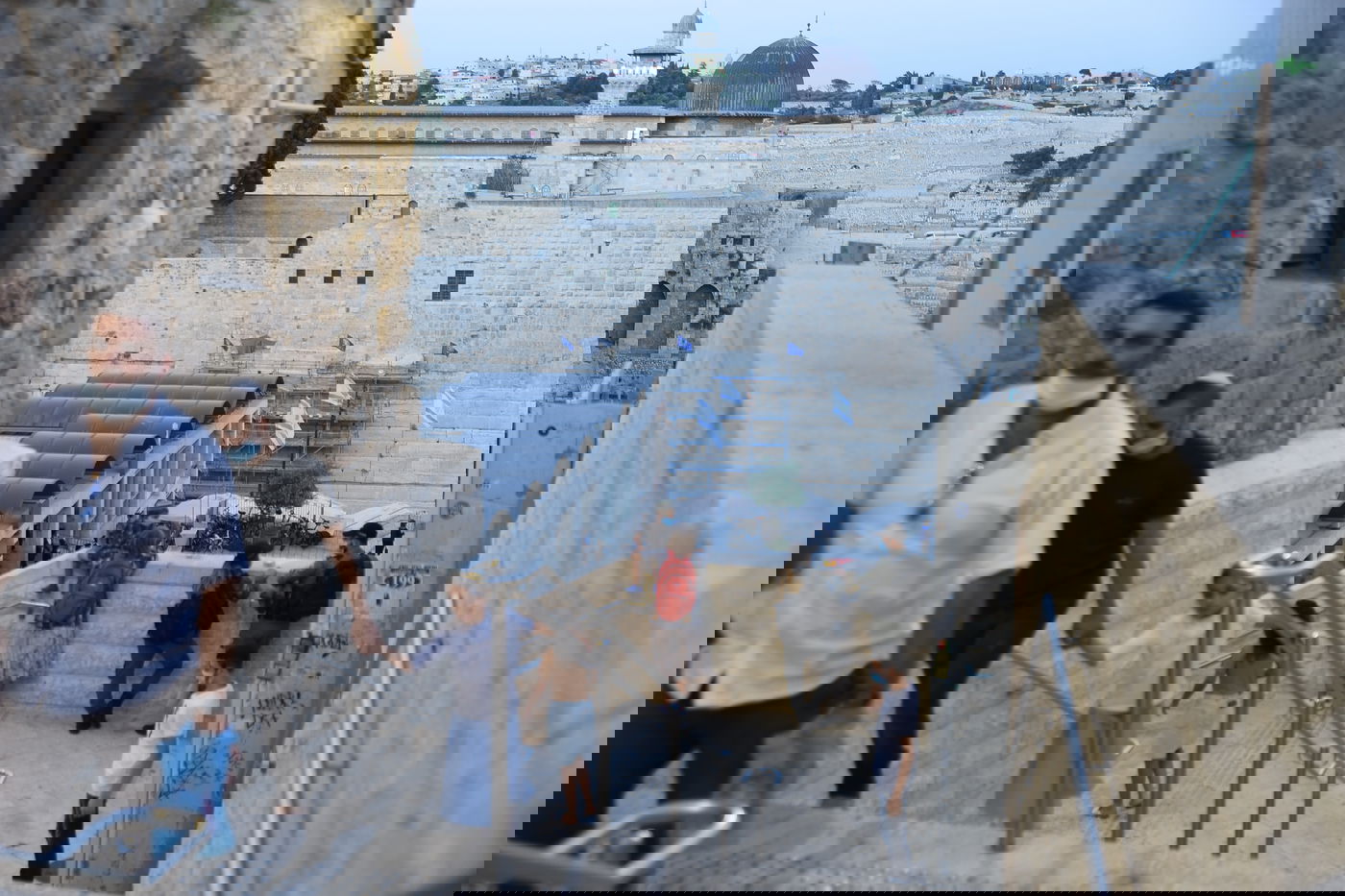 סוף הצום בשריד בית המקדש: תפילה, שירים ו'קידוש לבנה'