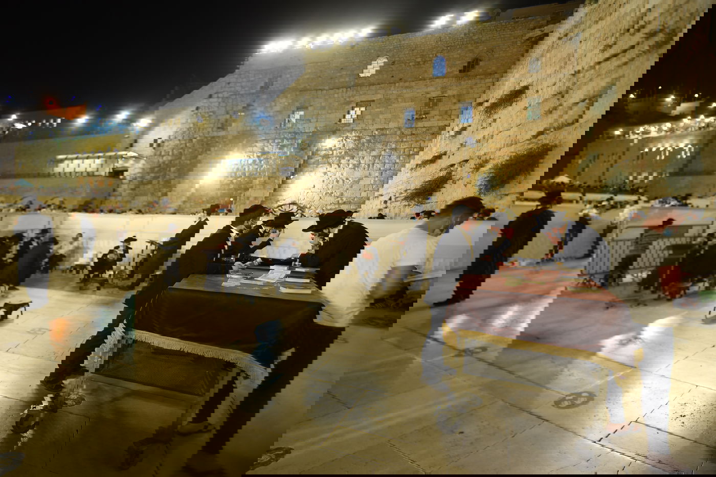 ליל תשעה באב בכותל המערבי • תיעוד מסכם